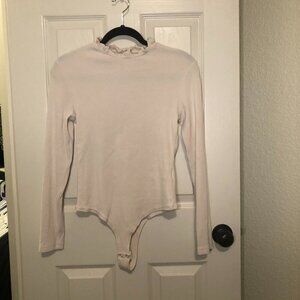 PINKMSTYLE cream ruffle mock neck long sleeve bodysuit with snap closure size L